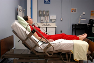 Photo of a simulated patient in Fowler's position