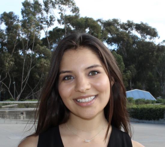 Sofia Elizondo - headshot.jpg