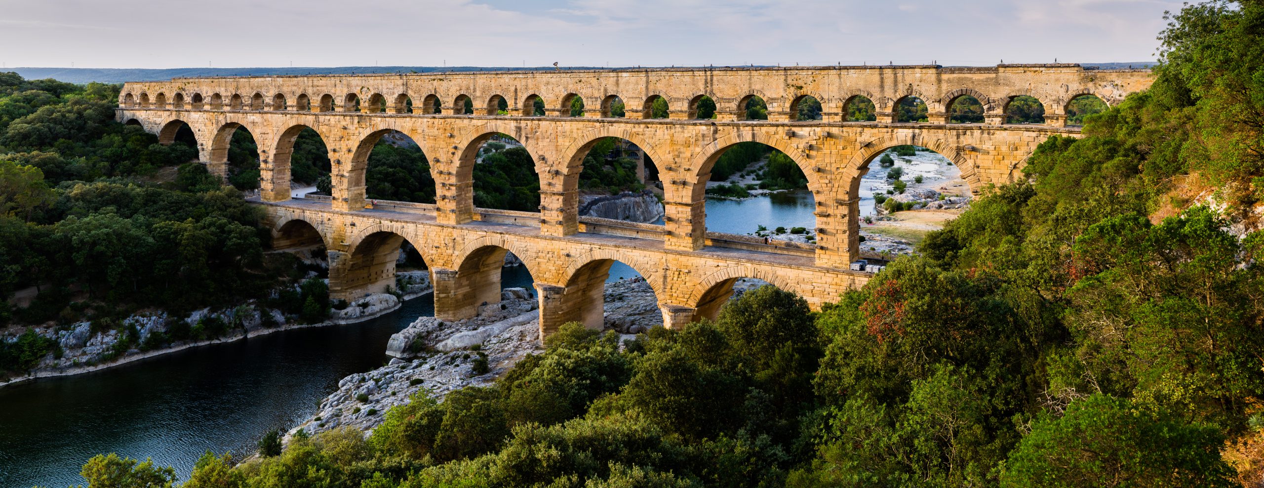 Pont_du_Gard_BLS-scaled-1.jpeg