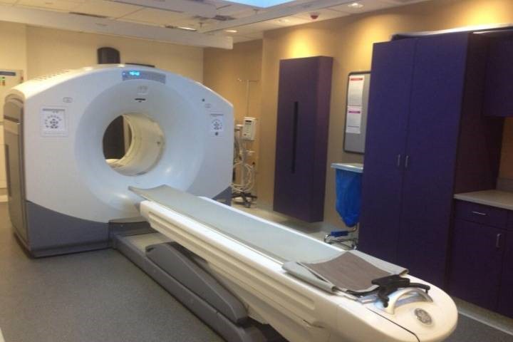 PET-CT-Scanner.jpg
